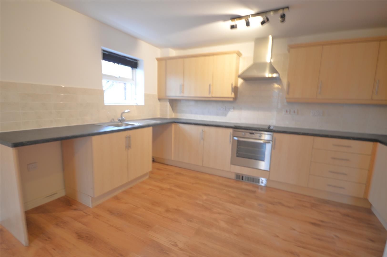 Fieldfare Close